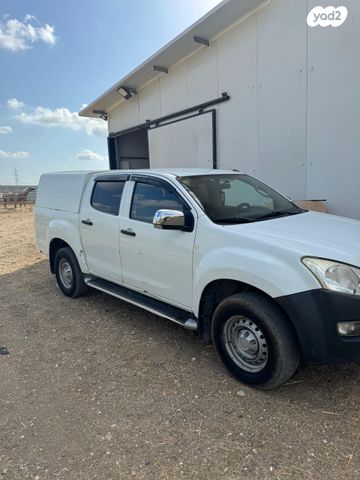 איסוזו די-מקס