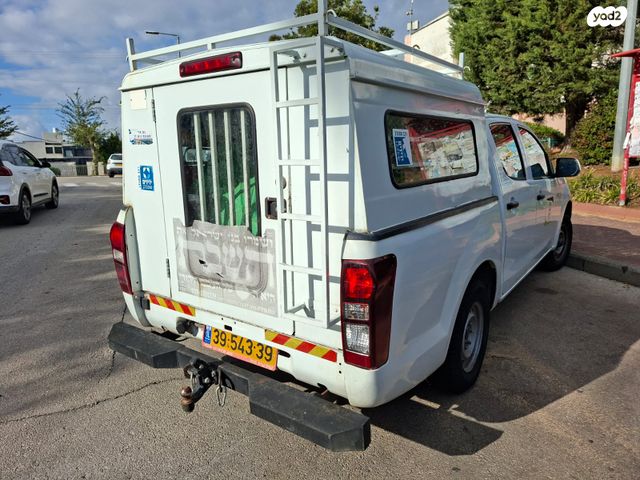 מודעת רכב איסוזו די-מקס