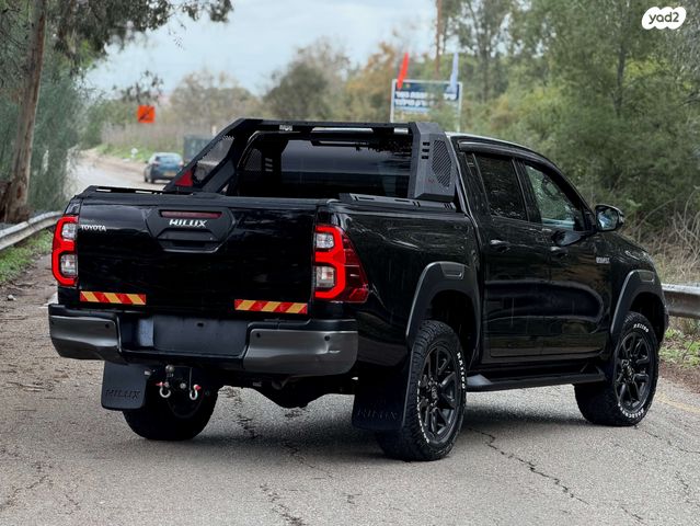 טויוטה היילקס