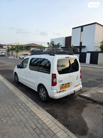 מודעת רכב סיטרואן ברלינגו