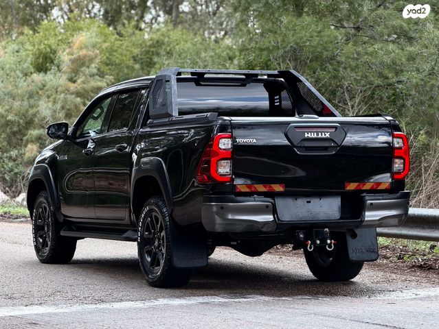 טויוטה היילקס