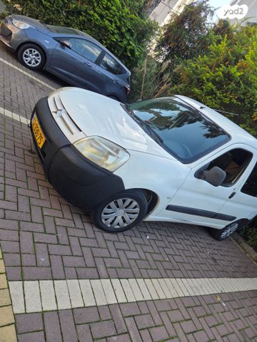 מודעת רכב סיטרואן ברלינגו