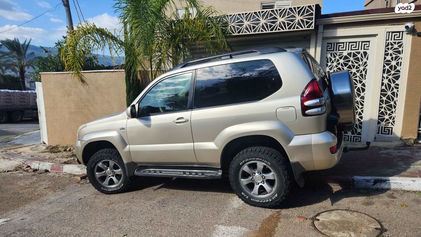 מודעת רכב טויוטה לנד קרוזר