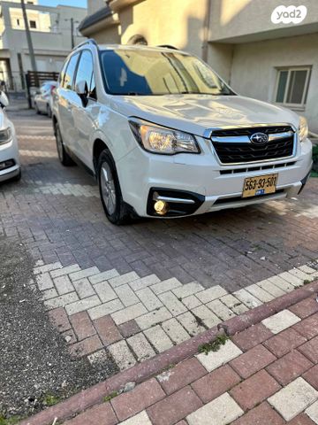 סובארו פורסטר