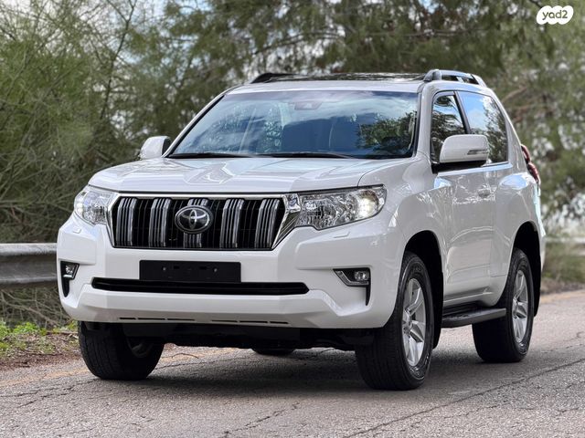 טויוטה לנד קרוזר