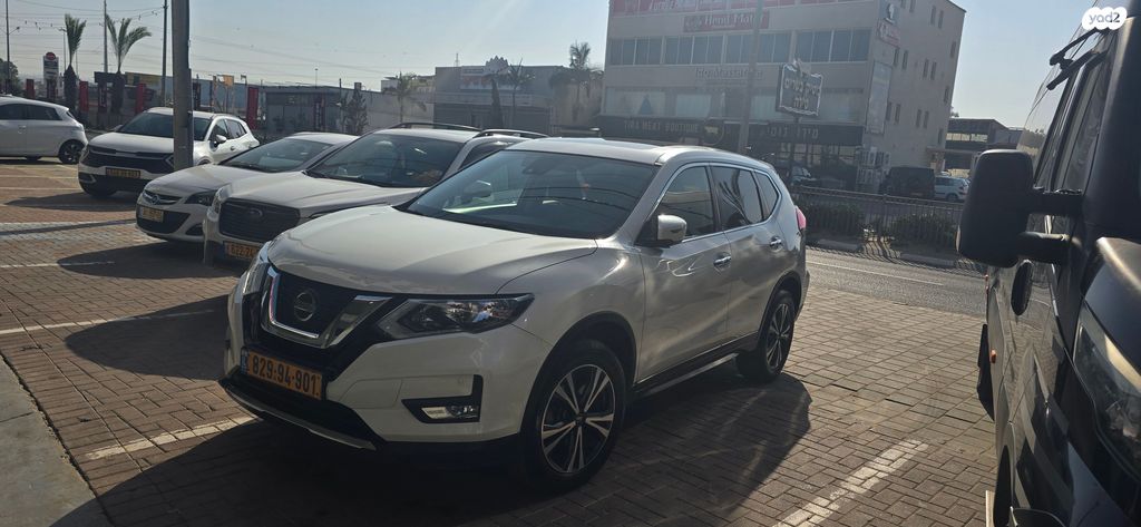 ניסאן אקס טרייל