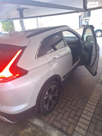 מיצובישי אקליפס קרוס