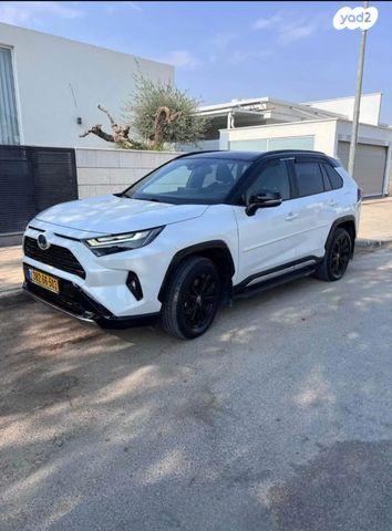 מודעת רכב טויוטה RAV4