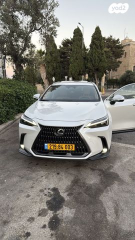 מודעת רכב לקסוס NX