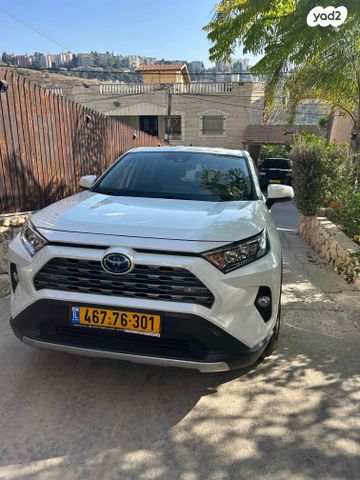 מודעת רכב טויוטה RAV4