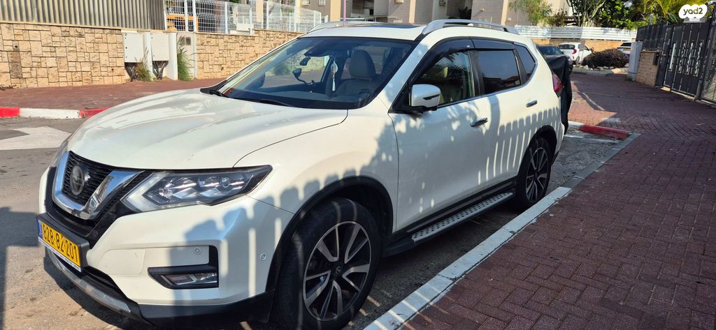 ניסאן אקס טרייל