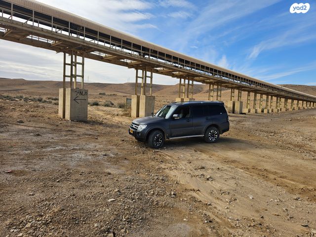 מיצובישי פג'רו