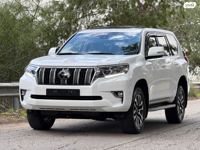 טויוטה לנד קרוזר