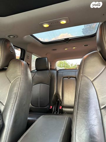 שברולט טראוורס