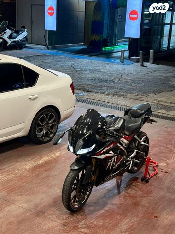 מודעת רכב ימאהה YZF-R125