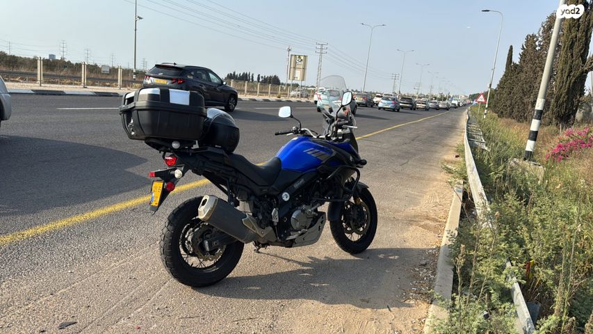 סוזוקי DL650 וי-סטרום