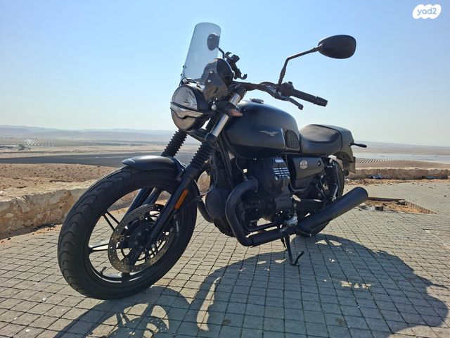 מוטוגוצי V7 Stone ABS