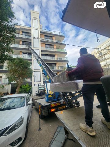 מודעת רכב מנוף