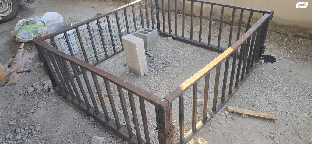 feedItemObj.data.row_1