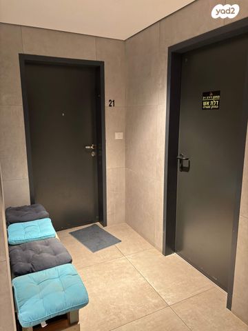 דירה, שעורה 10, עמירם, פרדס חנה כרכור