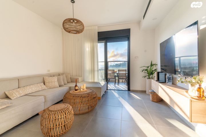 גג/ פנטהאוז, בית"ר 11, שאר העיר, מגדל העמק