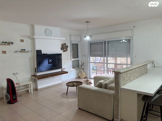 דירת גן, סייפן 7, שיכון עובדים, טבריה