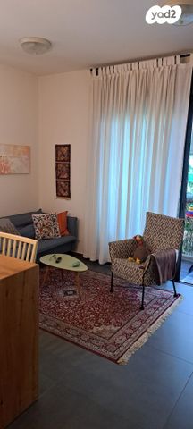 שדרות בן ציון 4