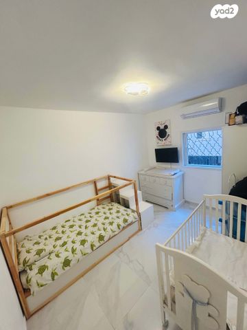 דירה, שדרות חיים וייצמן 105, צפון מערב מרכז העיר, נתניה