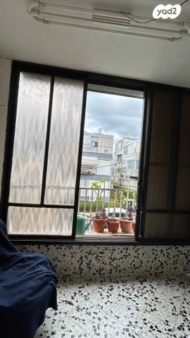 דירה, יאנוש קורצ'אק 7, לב העיר, בת ים