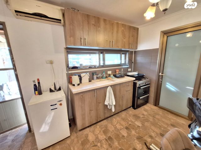 דו משפחתי, ירושלים 62, נווה עובד, חדרה