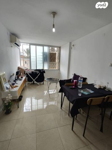 דירה, שמעון בר גיורא 5, שכונה ד', באר שבע