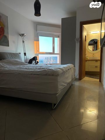 דירה, אסירי ציון 1, קרית שלום, תל אביב יפו