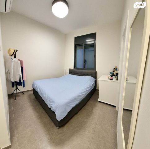 דירה, רחובות הנהר 11, חרוזים, רמת גן