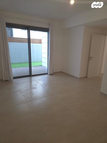 דירת גן, מקלב 2, ליבת העיר, יהוד מונוסון