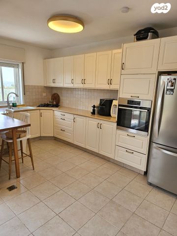 גג/ פנטהאוז, גבעת קנדה 29, גילה, ירושלים