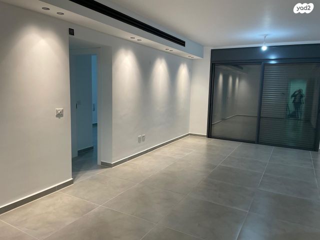 שדרות לכיש 111