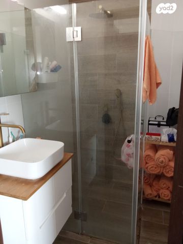 דירה, ד"ר יהודה פרח 4, קרית השרון, נתניה