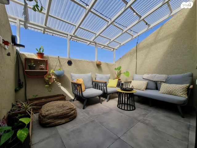 דופלקס, שמחה הולצברג 4, סביוני הכפר, כפר סבא