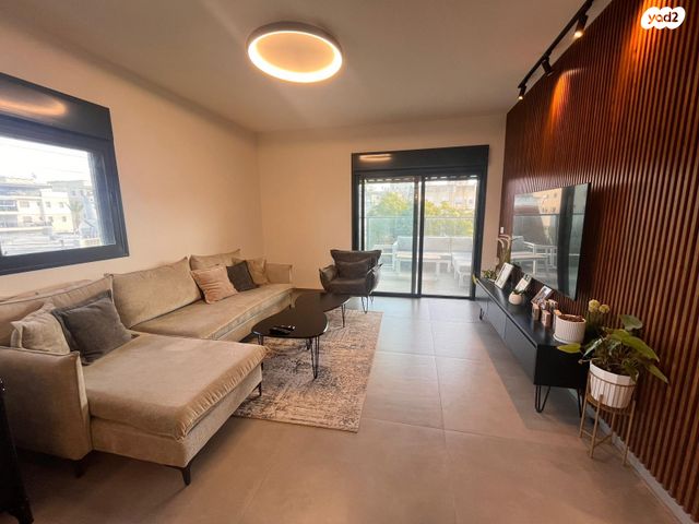 דירה, פינסקר 19, מרכז העיר, קרית אתא