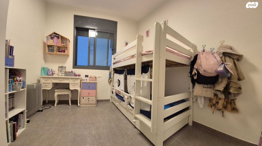 דירה, רחובות הנהר 11, חרוזים, רמת גן