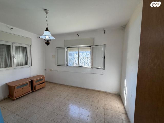 דו משפחתי, מיכה 7, גבעת הרקפות, גבעת תל חי, קרית אתא