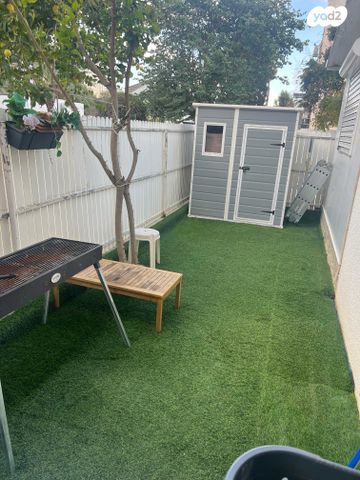 דירת גן, סלוצקין 1, בית אליעזר, חדרה