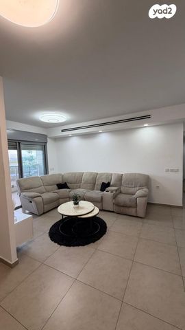 דירה, אהוד מנור 15, נאות אפק, אפקה, קרית ביאליק