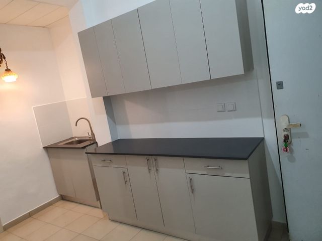 דירת גן, מנוחה ונחלה 26, ג' / מרכז מזרח העיר, רחובות