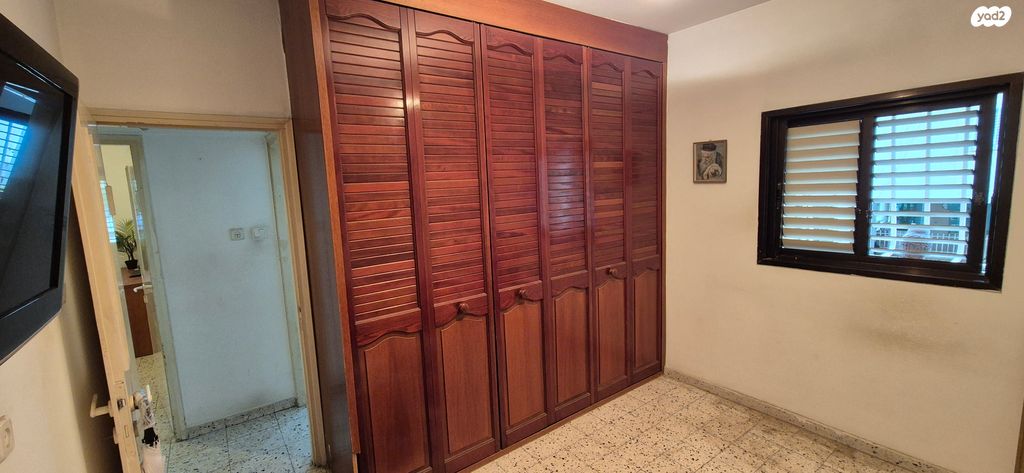 דירה, צפת 5, קרית שרת מערב, חולון