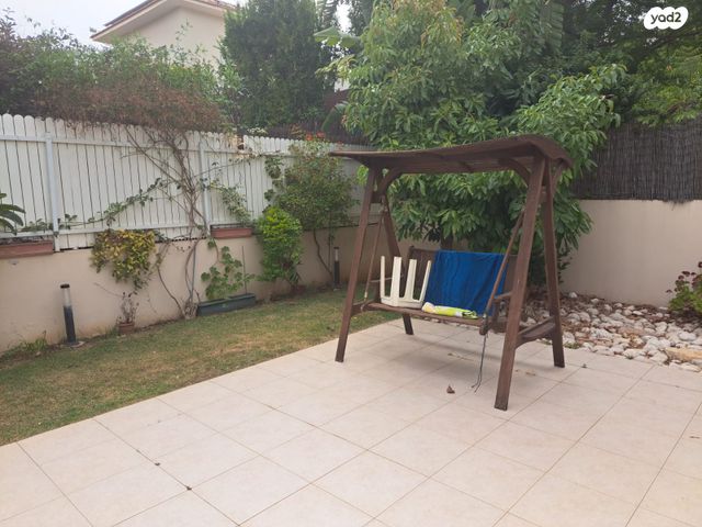 דו משפחתי, האחווה 12, שכונה 4, תל מונד