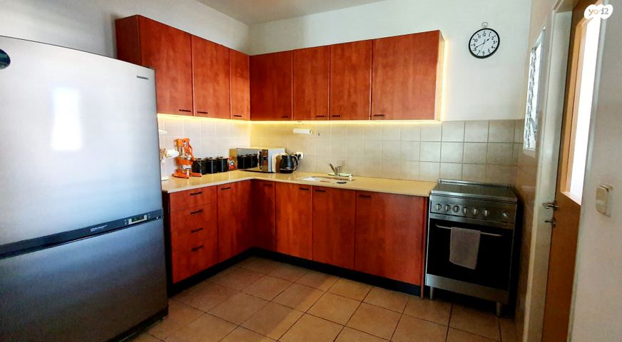 דירה, הרב מיימון 21, באבוב, בת ים