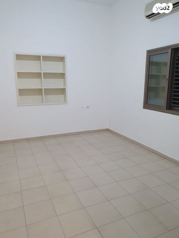 דירת גן, מנוחה ונחלה 26, ג' / מרכז מזרח העיר, רחובות