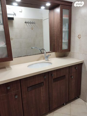 דירה, דרך מנחם בגין 48, הדר גנים, פתח תקווה