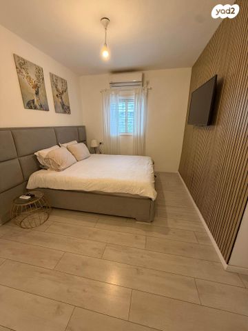 דירה, אירוס הארגמן 42, גבעת האירוסים, נתניה